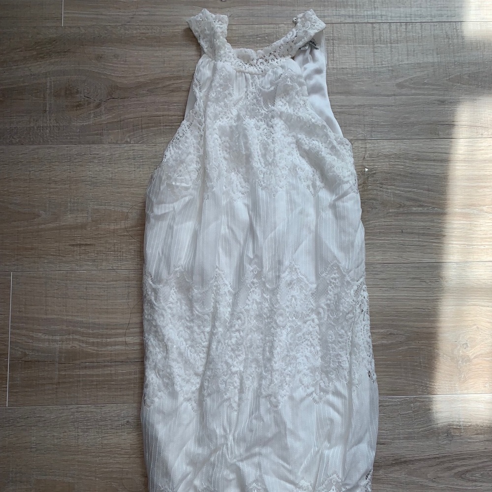 White lace dress